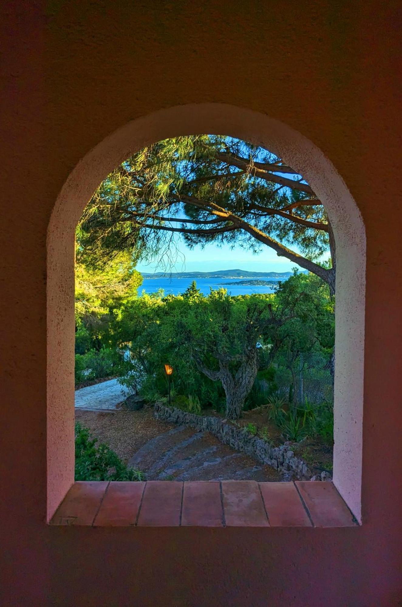 Villa Les Trois Chênes, piscine privée&vue mer Les Issambres Exterior foto
